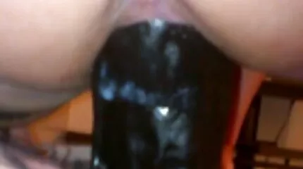 Slender babe sierde filmen een advertentie met heet seks tiener sex films