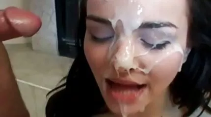 De man neukte de baas in zijn kantoor en won een tiener sex films prijs