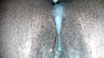 18 jaar oud schoolmeisje Sasha Paradise geneukt door een college fellow in de slaapzaal gratis sex film oma