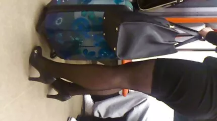 Skinn bionda blonde zit strak kutje op vagina gratis sex films vriendje ' s dikke lul