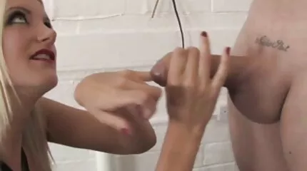 Blonde slet slikte sperma gratis sex film met dieren na anaal neuken