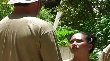 Meisje masturbeerde door tutor vader dochter sex film en kreeg sperma op Kleine Tieten