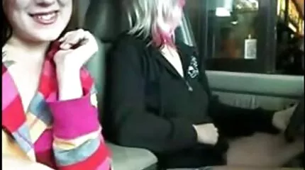 Negro shoves reusachtig seks gratis film lul in anaal getatoeëerd Milf